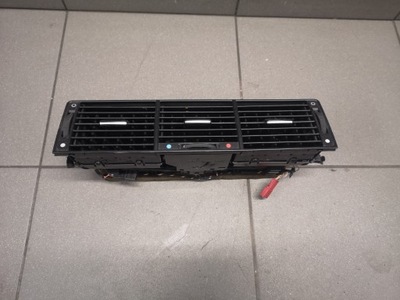 Решётка обдув средняя audi a8 d2 4d0820951 фото №1