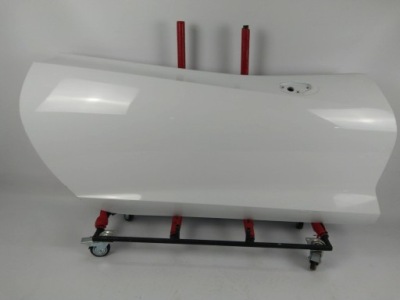 Chevrolet corvette c7 дверь правое передние 2014-19 фото №1