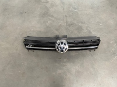 Vw golf vii решётка радиатора решётка радиатора r-line 5g0853653 фото №1