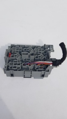 Vw touareg 7l коробка реле bsi 7l0937503a фото №1