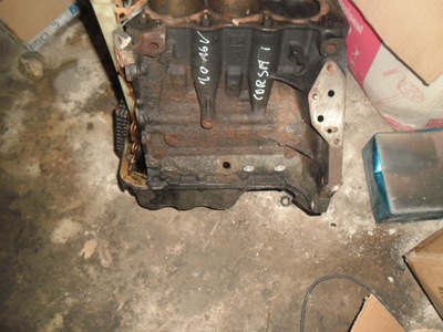 Блок двигуна opel corsa x10xe фото №1