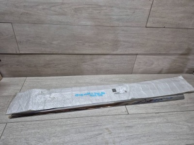 15449. mercedes eqe хром дверь правый перед a2956901401 фото №1