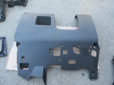 Защита pod руль audi a3 8p 8p1863075a фото №1