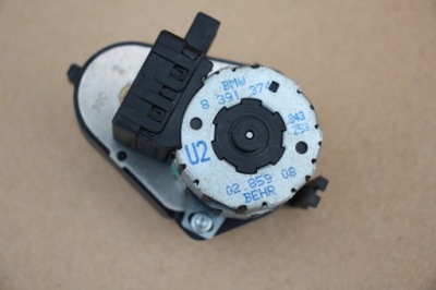 Моторчик обігрівача bmw 3 e46 8391374 фото №1