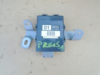 Prius i 97-02r модуль шлюз 89111-47010 фото №1