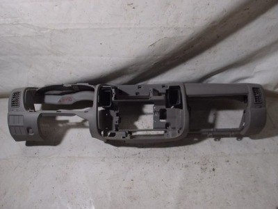 Приборная панель приборная консоль toyota dyna 2011r фото №1