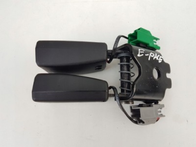 Замок клипса поперечина задний  jaguar e-pace x540 17-20 фото №1