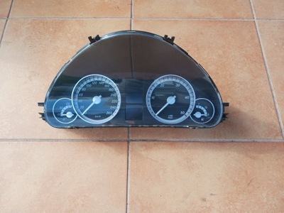 Лічильник mercedes w203 lift a2035403748 фото №1