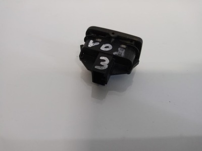 Кнопка блокировка дверь правый перед volvo v50 фото №1