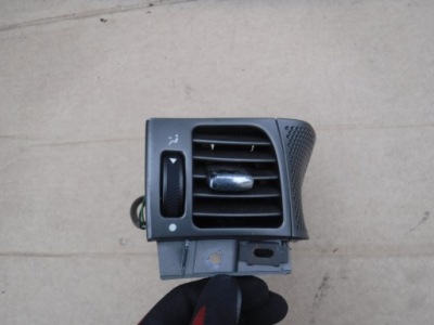 Решітка обдув lancia thesis l6173-1200-00-00 фото №1