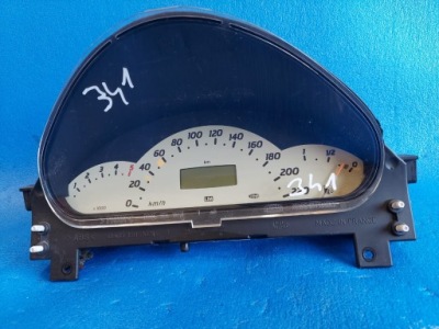 Счетчик приборная панель mercedes a-klasa a1685404311 фото №1