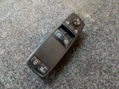 Mercedes a w169 b w245 блок керування вікон - кнопки фото №1