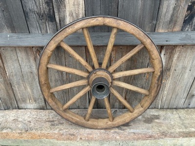 Stare koło drewniane od wozu PO RENOWACJI