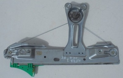 Opel astra j 15 підйомник скло правий задня kombi фото №1