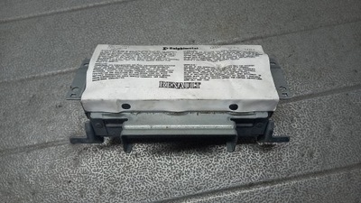Подушка пассажира renault clio iii 1.2b 06r 8200303496g фото №1