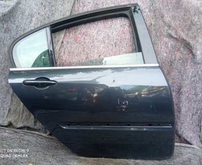 Renault laguna iii hb двері праве задня фото №1