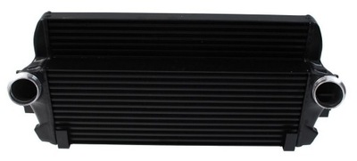 INTERCOOLER, WYS.: 561MM CONVIENE DO: BMW 5 (F10), 5 (F11), 7 (F01, F02,  