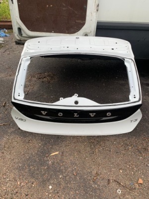 Крышка багажника задняя volvo v40 фото №1
