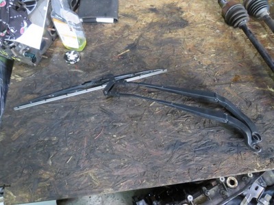 Важіль двірники перед dacia spring фото №1