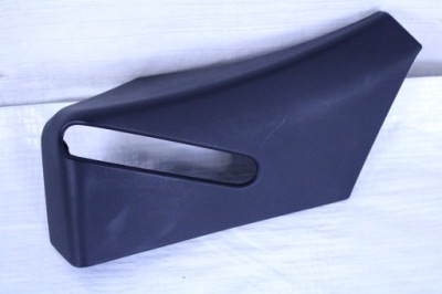 Porsche cayman boxster 982 захист корпус заглушка поперечина права 981555452 фото №1