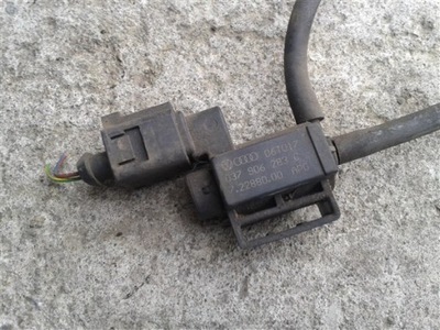 SENSOR DE PRESIÓN AUDI A6 C6 2.7 TDI 037906283C  