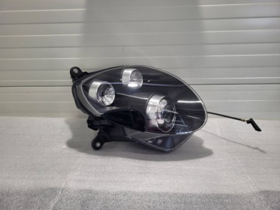 Alfa romeo 8c ксенон перед сторона правая 232057 фото №1