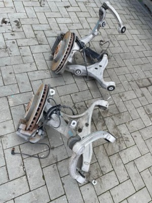 Mercedes gle w166 поворотный кулак перед левая 3.5 фото №1