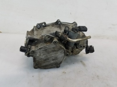 Корпус розподільного валу audi tt 8j 2.0 tfsi 06f103530t фото №1