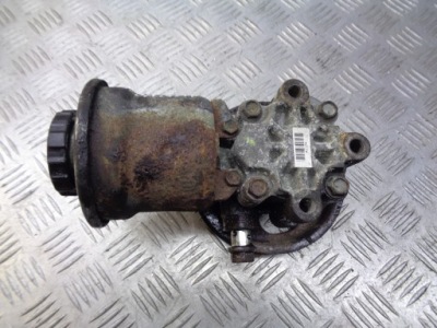 Насос усилителя toyota avensis t25 2.0 d4d фото №1