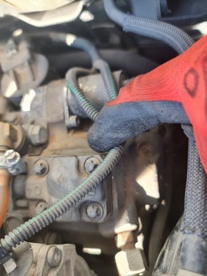 Насос топлива volvo s40 v50 9654615580 фото №1