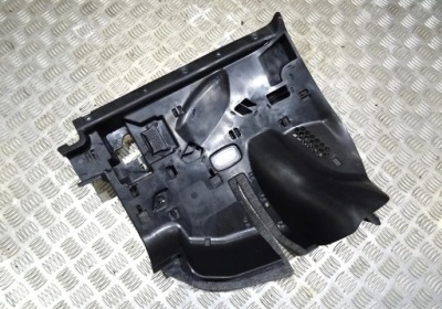 Mercedes w218 защита pod консоль a2126800889 фото №1