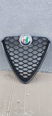 Решётка радиатора alfa romeo giulia карбон 156119585 решётка радиатора радиатора фото №1