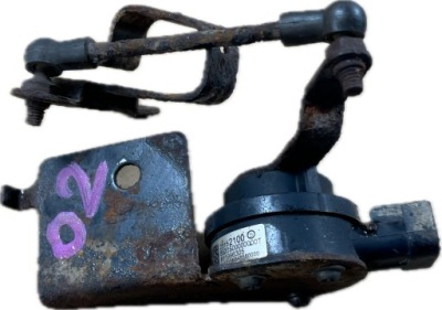 O2 cadillac escalade iv 2014 - датчик рівня підвіска лівий задній 231521 фото №1