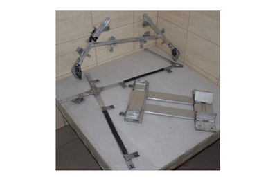 Panamera 970 13- підсилювач каркас фото №1