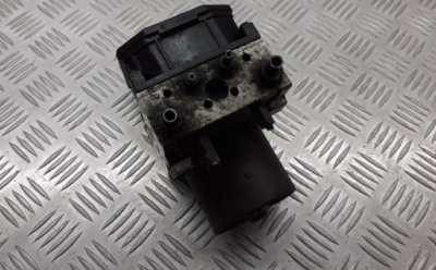 Насос abs toyota avensis verso 89541-05072 фото №1