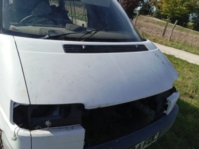 Капот кришка двигуна vw t4 caravelle multiwan фото №1