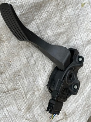 Volvo s60 ii потенціометр газу 31329371 фото №1