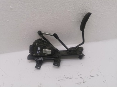 Потенциометр газа renault trafic ii 2.0 820008477 фото №1