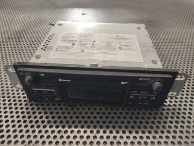 RADIO RENAULT TRAFIC 3 OPEL VIVARO 281151657R  