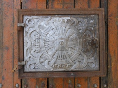 ŁADNE STARE DRZWICZKI ZELIWNE DO PIECA WĘDZARNI