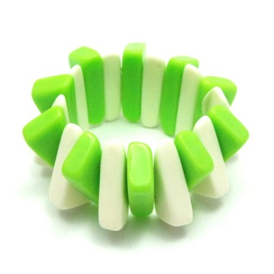 Bransoletka plastikowa na gumce biało zielona