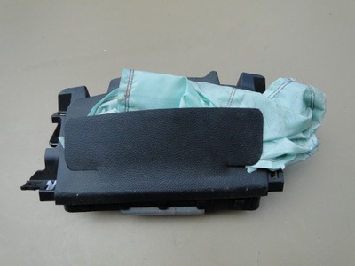 Hyundai i40 подушка воздушная коленная фото №1