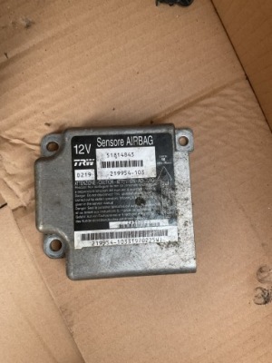 Модуль блок керування подушок подушка безпеки fiat croma ii 51814843 фото №1