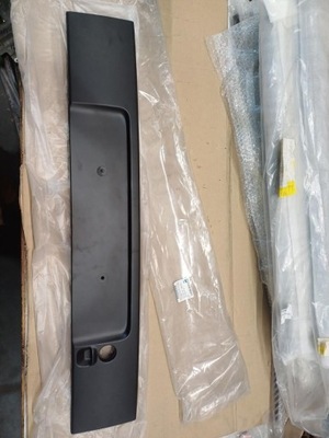 Накладка задний крышки opel astra 1 90414796 фото №1