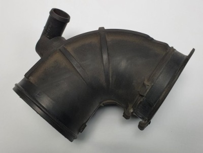 Впуск коліно труба повітря volvo v40 1.8 фото №1