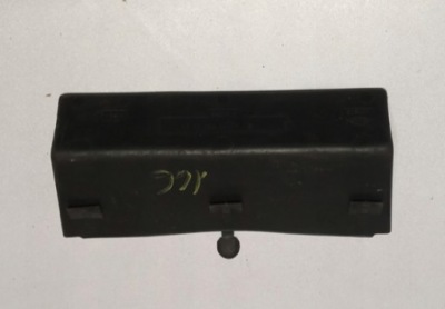 Mercedes ml w166 вкладиш бардачка гумовий елемент a1666830294 фото №1