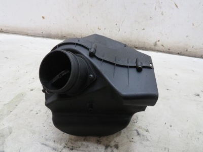 Корпус фільтра повітря 3.0 tdi audi a8 d4 фото №1