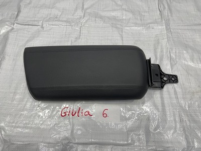 Alfa romeo giulia подлокотник фото №1