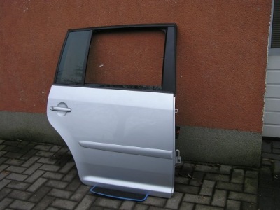 Дверь задние правое vw touran i 1t0 la7w фото №1