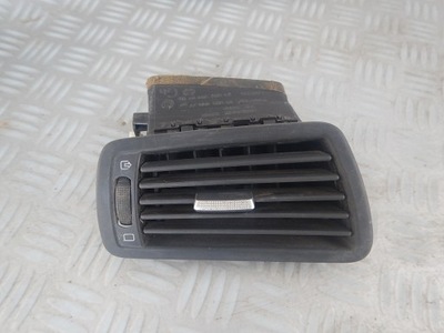 Citroen c8 peugeot 807 lift ліва решітка обдув фото №1